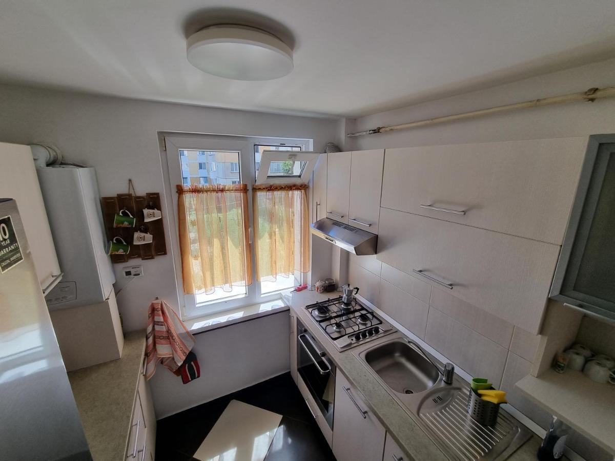 Yla Apartments Piatra Neamt Ngoại thất bức ảnh