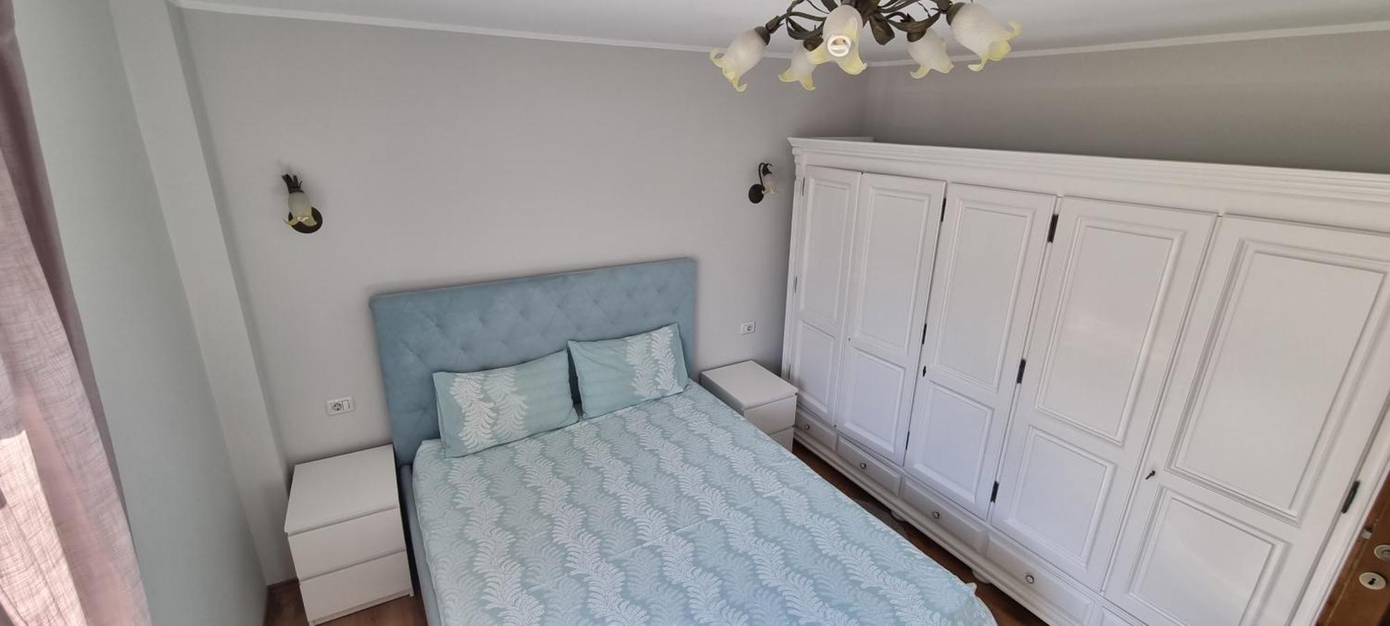 Yla Apartments Piatra Neamt Ngoại thất bức ảnh